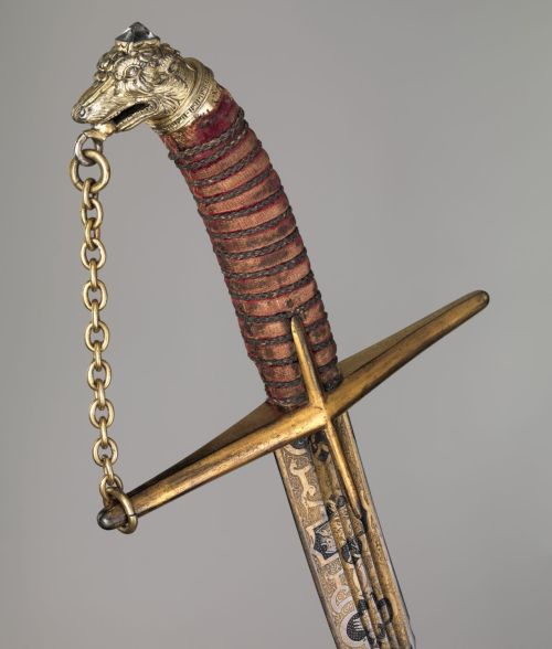 art-of-swords: Sabre with Scabbard and Carrying BeltDated: early 17th centuryCulture: PolishMedium: 