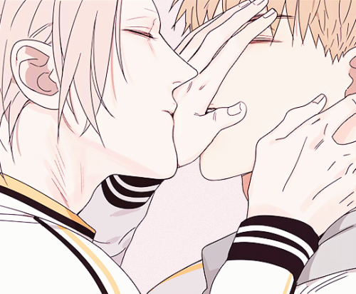 Zhanyi Jian Yi Kisses A Sleeping, Tired, Handsome Zhan Zheng Xi