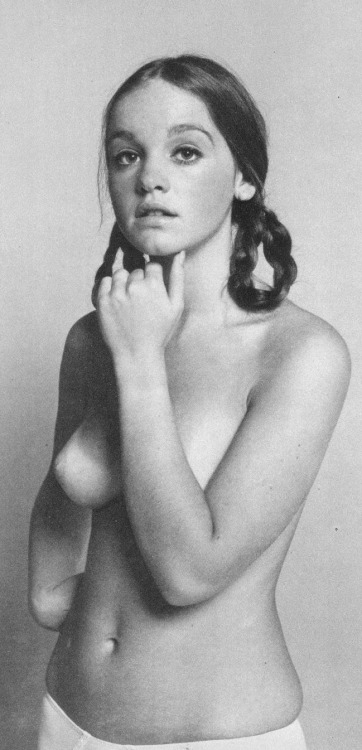 eroticaretro:  The Hardy Boys/Nancy Drew Mysteries (and later Dynasty) star Pamela Sue Martin, in a series of nude shots captured on the advent of her acting career; published in Cheri Magazine, March 1978. 