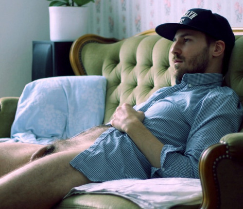 homoerotic-bromance:  http://homoerotic-bromance.tumblr.com/