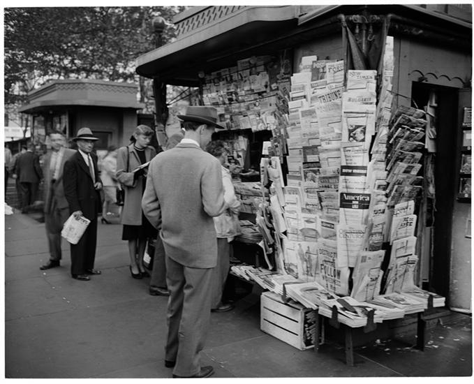 NYC newsstand, 1947 by Stanley Kubrick