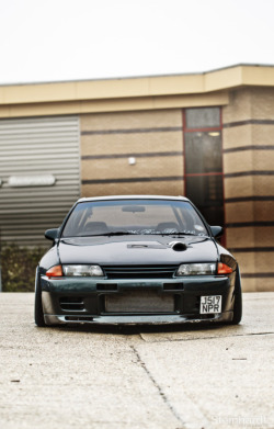 streetstance:  street stance  —socialq