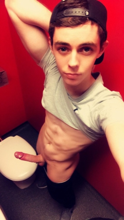 hottoyboys: Do you like What you see on my tumblr please reblog my Messages and follow me Thanks