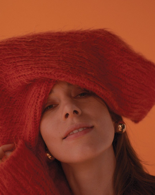 bayanin:Haim for Notion MagazineStyling by @catapperPhotography by @robins_robinThis shoot will be t