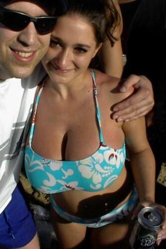 dplusbabes:  Chrissy the SB amateur