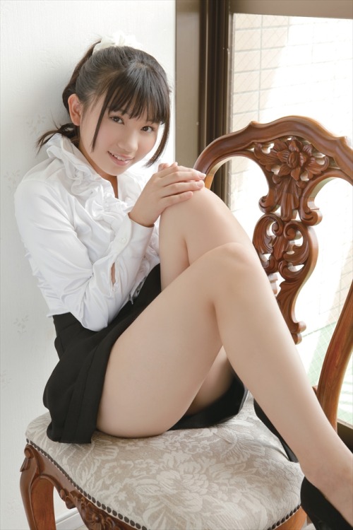 unknown999: (via 春日彩香 可愛いルックスで抜群なグラビア表現力 | GirlsNews)