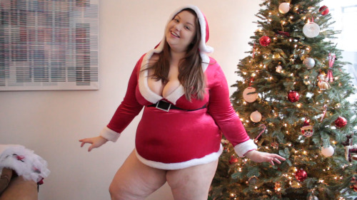 12 Days of CherriesDay 3: Santa Costume Try OnManyVids || Clips4Sale...cherries.manyvids.comclips4sa