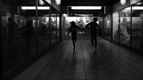 cold–shoulders:  edit 