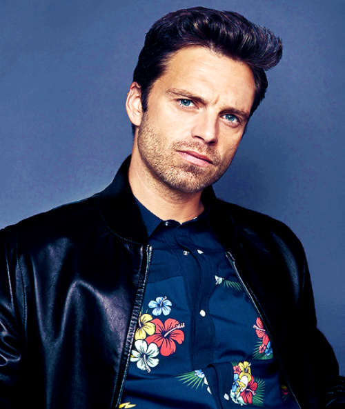 bluesteelstan:Sebastian in florals