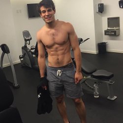 Alpha bro just got done working up a sweat. Which hungry little fag wants to worship this Alpha?