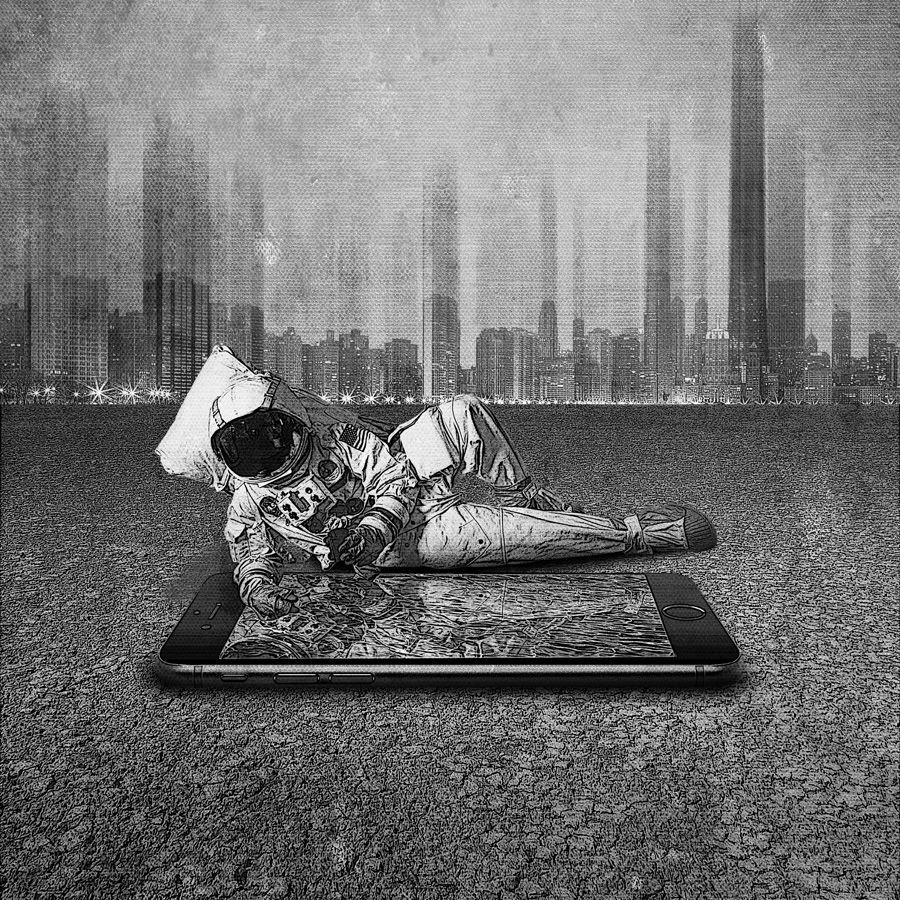 crossconnectmag:  Tom Colbie &amp; His Astronaut ArtIf there is such thing as