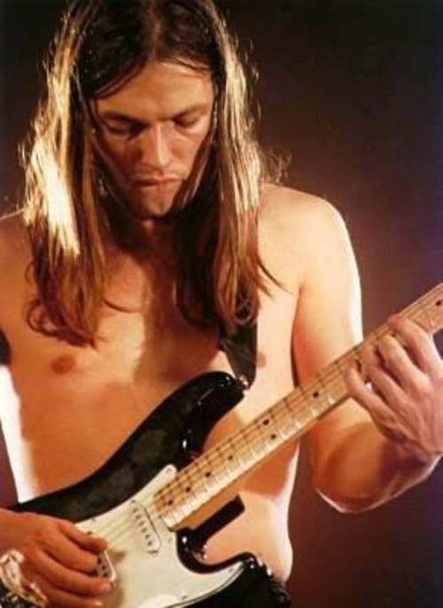 David Gilmour, jfc, more Pompeii porn, recorded October 4-7, 1971 in Pompeii, December 13-20 1971 in Paris