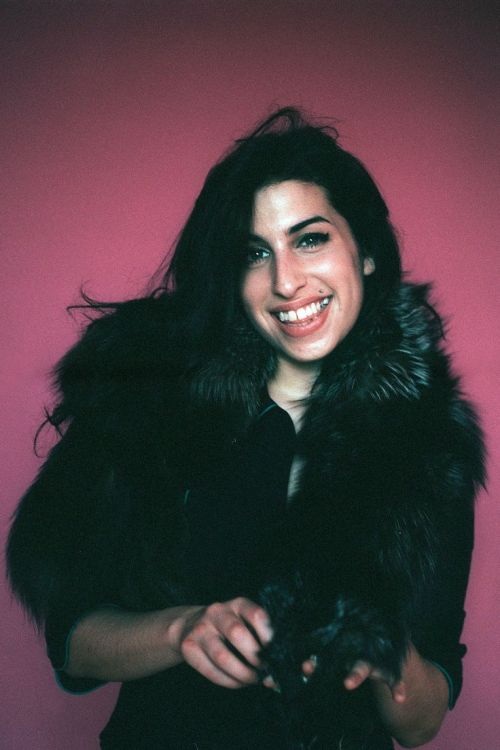 levicashjones:amy amy amy