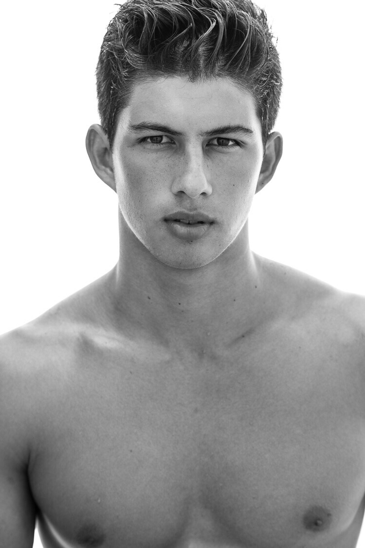 tarkiii:  Marcio Almer 