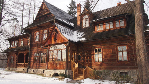 XXX lamus-dworski:Historical wooden villas in photo