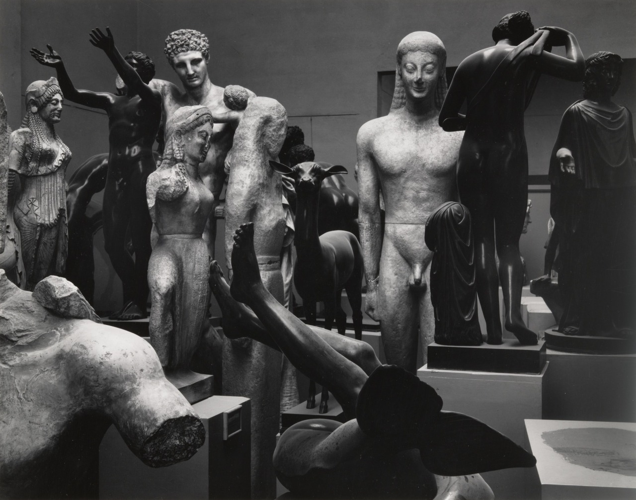 mpdrolet: Museum showroom, 1933 Ansel Adams 