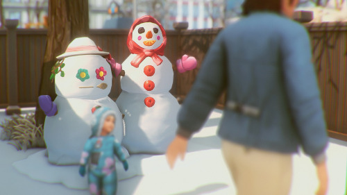 My Pixel Family Decided To Make Snow Grannies 