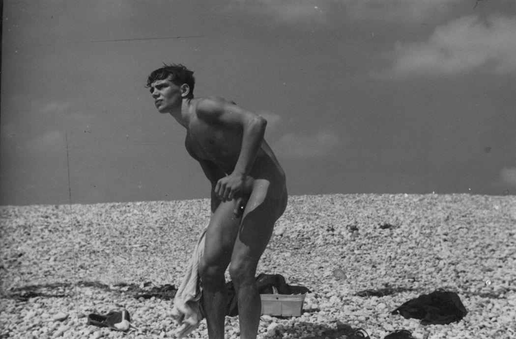 bfmaterial: ph: Keith Vaughan, 1939