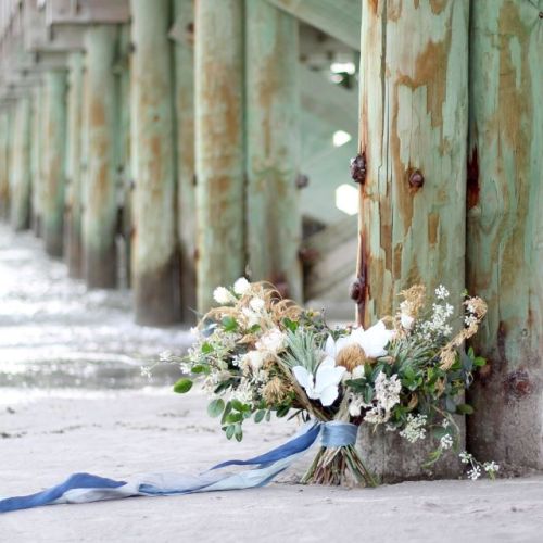 Beach wedding aesthetic