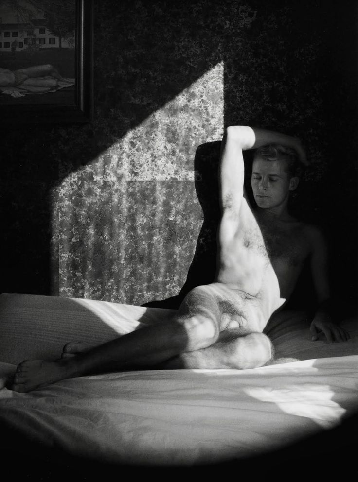 men-photo-art:  Carlos McLendon, by George Platt Lynes