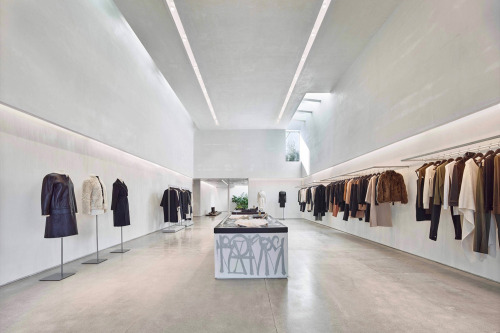 {Some retail therapy! Designed by Standard Architecture, the new Helmut Lang in West Hollywood is a 