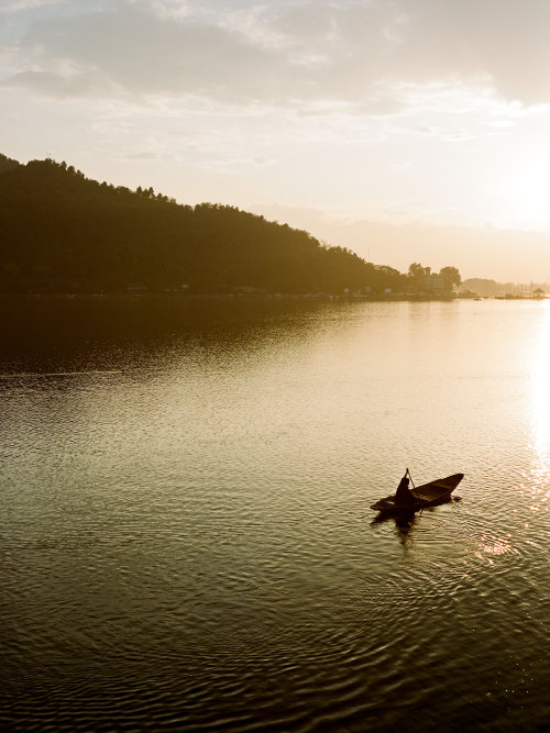 condenasttraveler: Exploring Kashmir, India’s Most Misunderstood Region. Photography by B