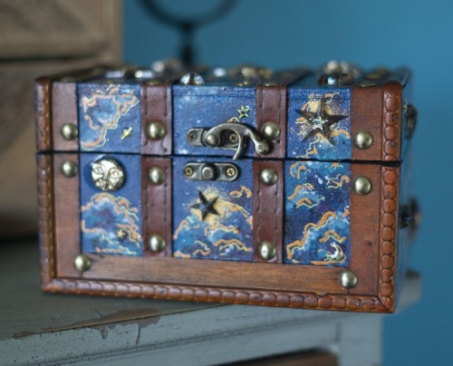 sosuperawesome:Storage Chest and BoxesMoon Dome on Etsy