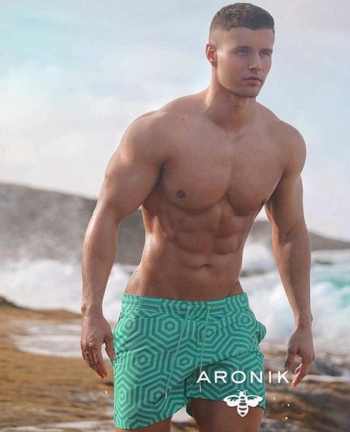 The Hot Summer: Aronik Swimwear 2016 (III)  Michael Dean Johnson, Cameron McElroy, Dan Rockwell, Nick Sandell,  Anthony Lebca  