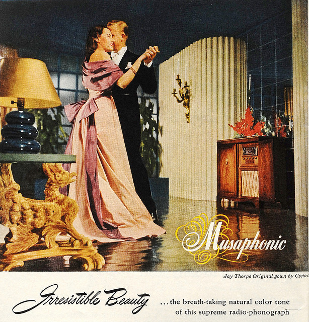 sedraselections:  Late ‘40’s Interior Decor by paul.malon on Flickr.