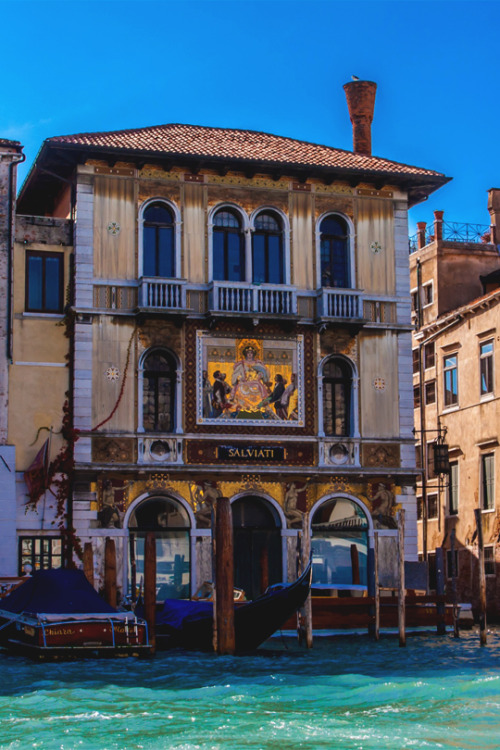 italian-luxury:  Venezia, Italia by Jolpi  