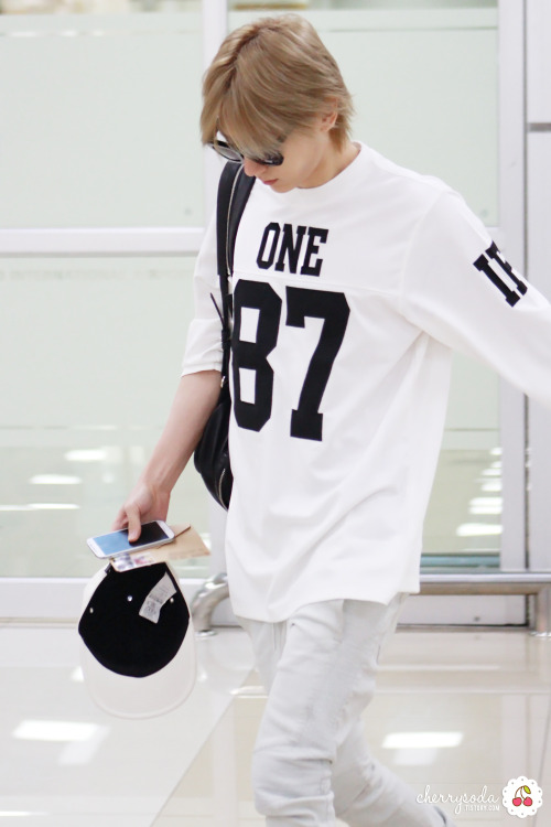 kimcherry:  140404 Gimpo Airport - Hyunseung & Junhyung» http://cherrysoda.tistory.com/ 