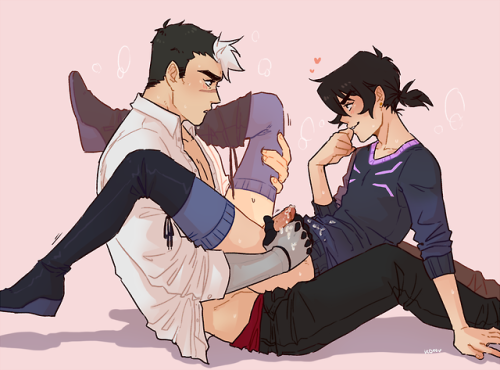 joltikon: ‘You just ruined my sweater, Shiro. That’s a months’ pay for you, ya kno