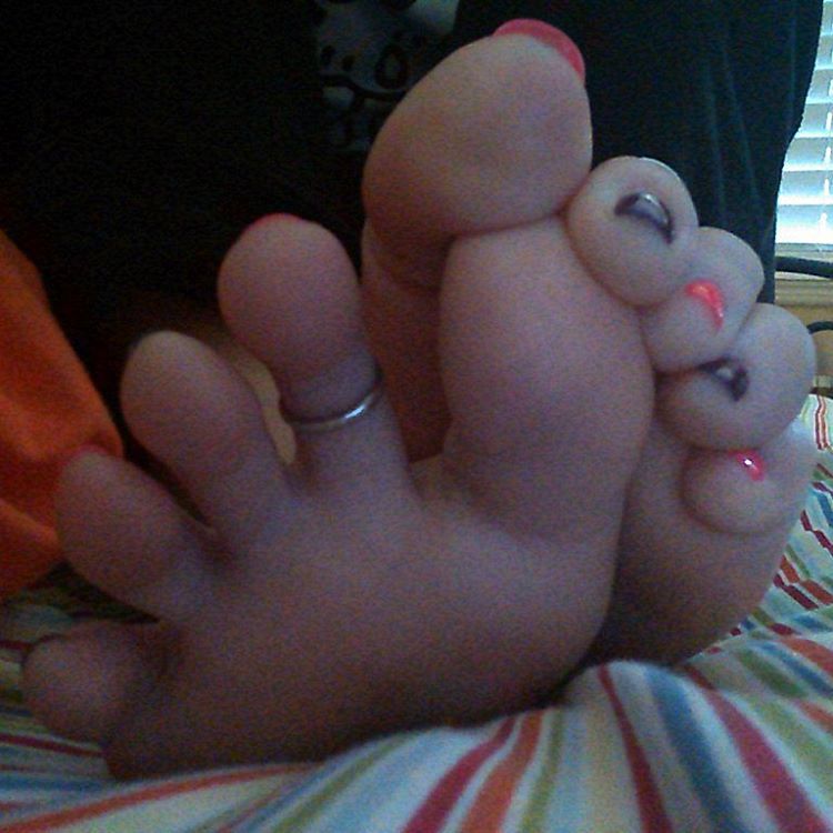 Foot Fetish All-Stars (#FFAST)