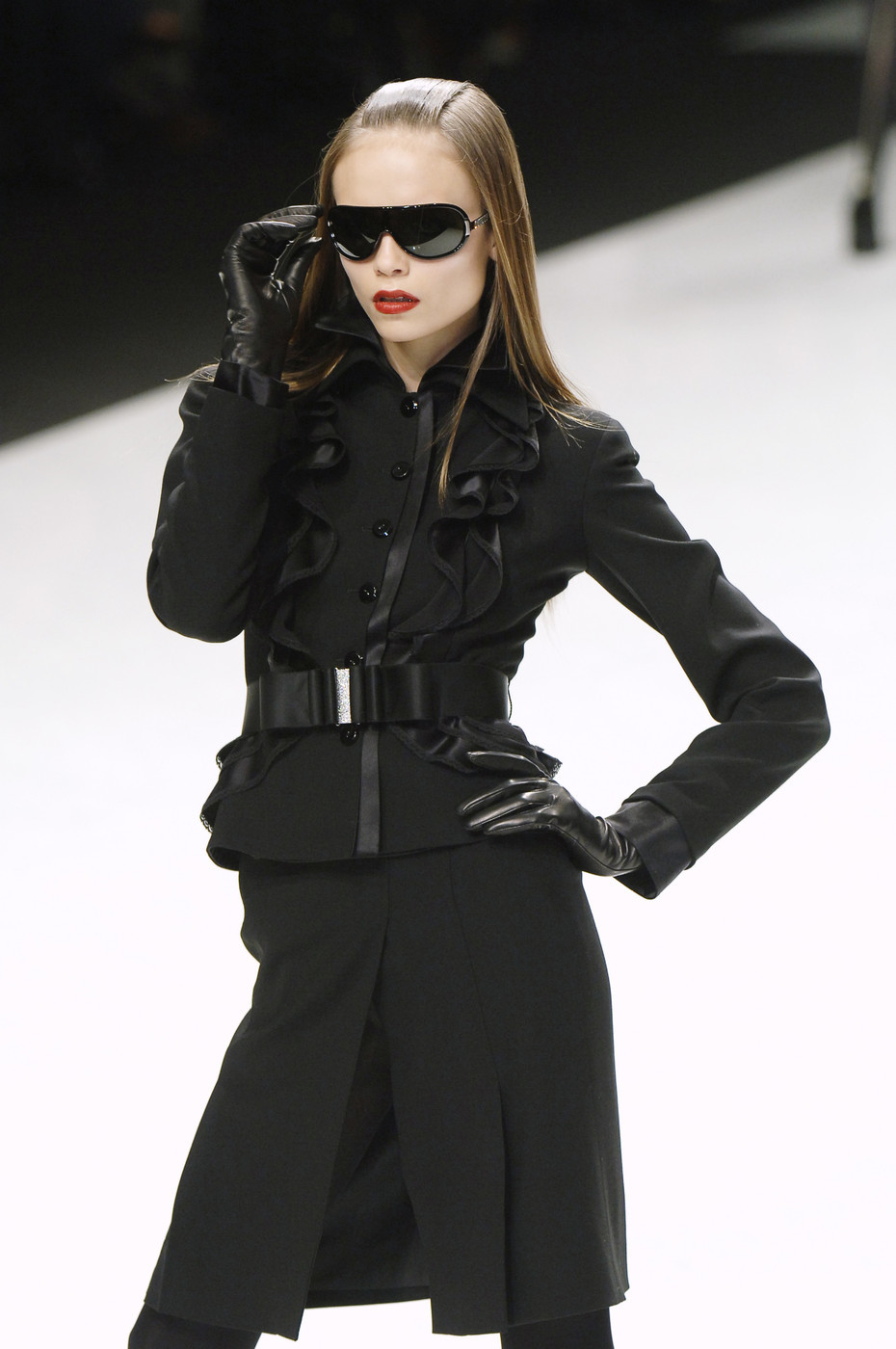larastonestits:  Natasha Poly at Valentino, Fall/Winter 2006 