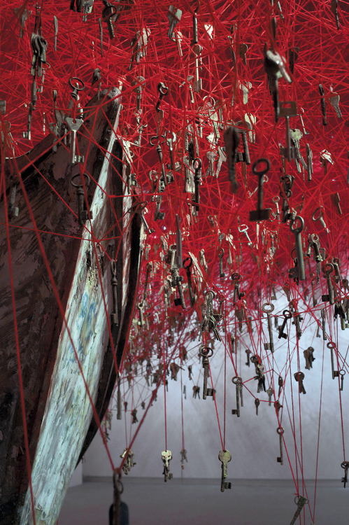 Porn photo supersonicart:   Chiharu Shiota’s “The