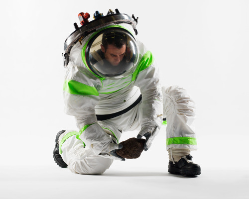 SPACESUIT VOTINGNASA&rsquo;s Z-2 Suit is the newest prototype in its next-generation spacesuit platf