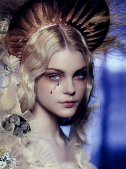 labsinthe:  Jessica Stam from Jean Paul Gaultier S/S 2007