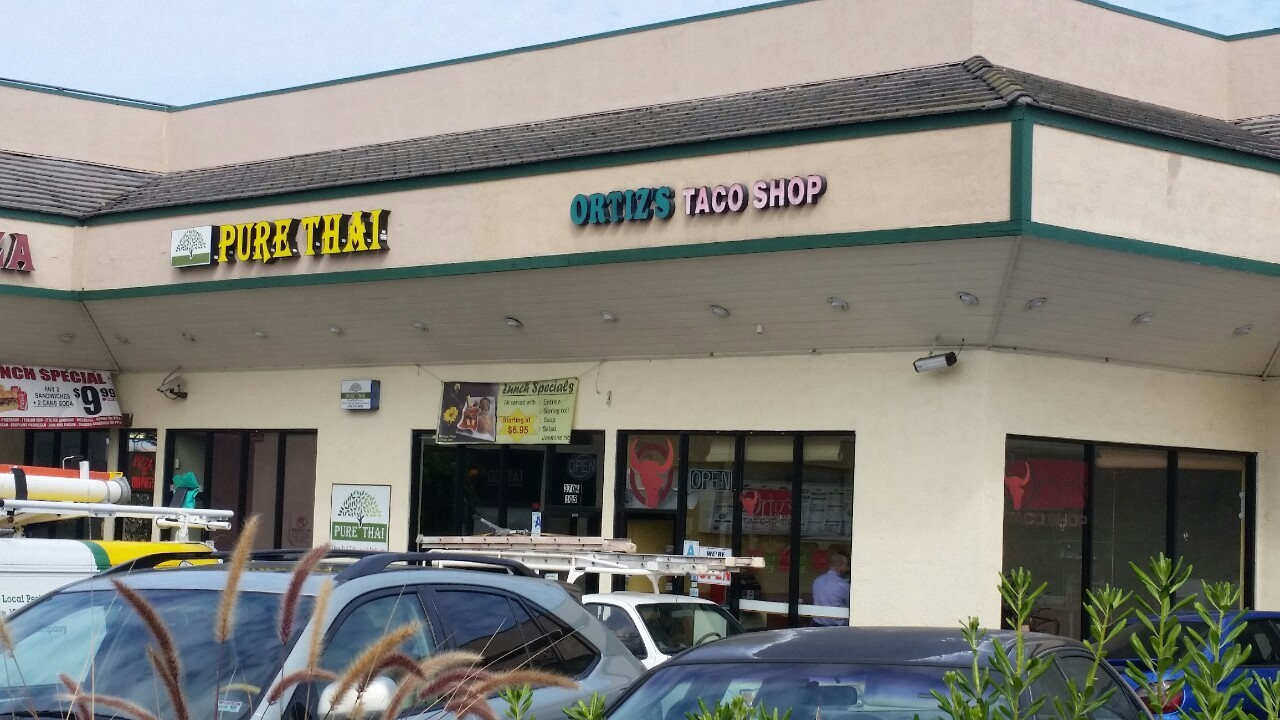 ORTIZ’S TACO SHOP 19FEB15 Loma Portal 5.50 USD 7”... - De Asellis