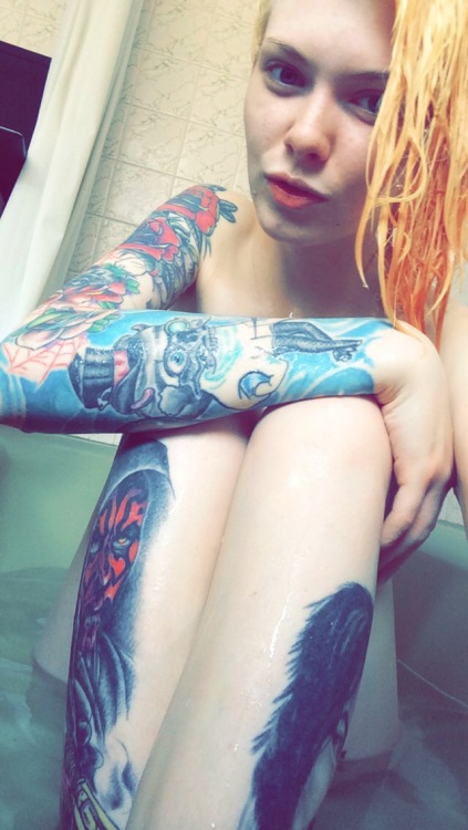 francescalouiseee:  bath snaps  adult photos