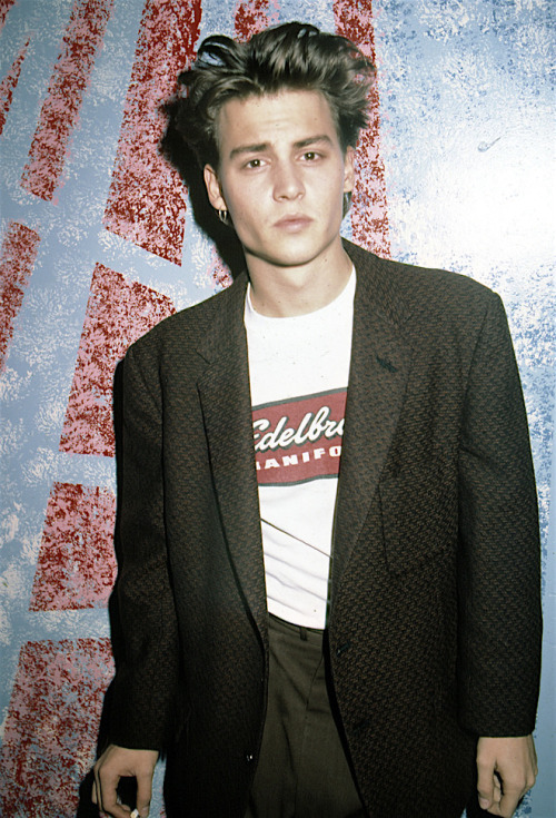 Johnny Depp, 1987