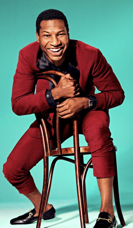 xemsays:xemsays:xemsays:xemsays:xemsays:the very sexy & talented new black actor…JONATHAN MAJORS 🎭 “The Last Black Man In San Francisco” 🎥 “LOVECRAFT COUNTRY” 📺 HBO.🍑 