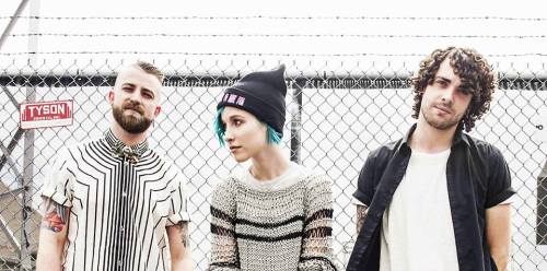 paramoremusiccom:  New photo of Paramore taken in Hershey, PA