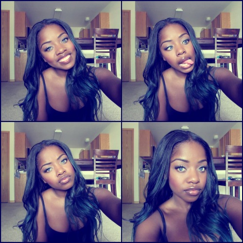 cydbee:  dswsubmit:  Natural Blue Eyes. Youtube Cydnee Black  https://www.youtube.com/user/Cydbeats