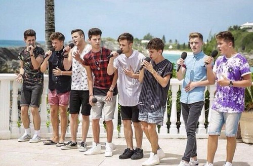 exclusivekiks:  19 yr old, Jake Sims from X-Factor (UK) boy band, “Stereo Kicks” gets exposed 💋💋💋 Follow me: http://exclusivekiks.tumblr.com/ 