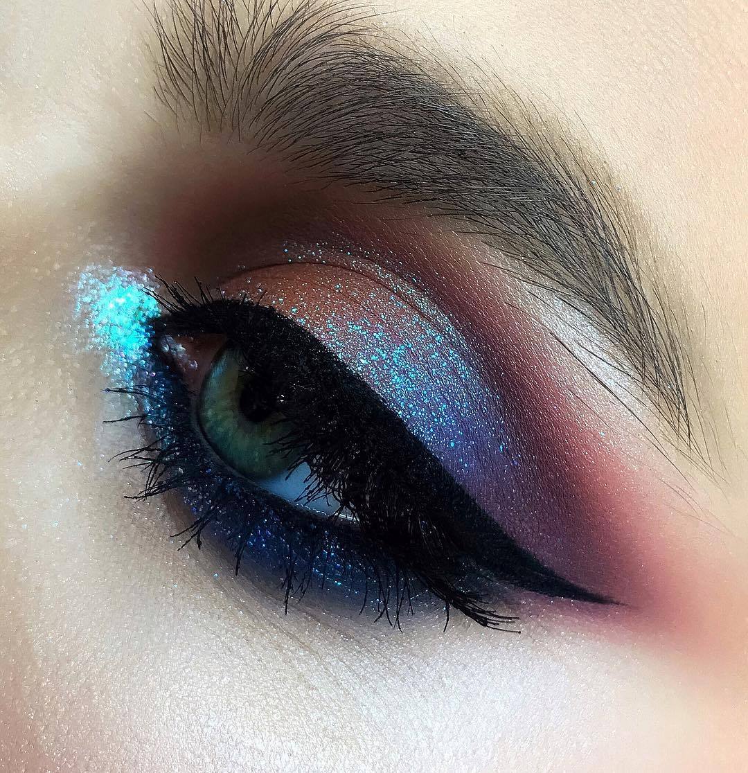 red-diamond-lipglass:https://www.instagram.com/p/BdIo3AQAh9R/