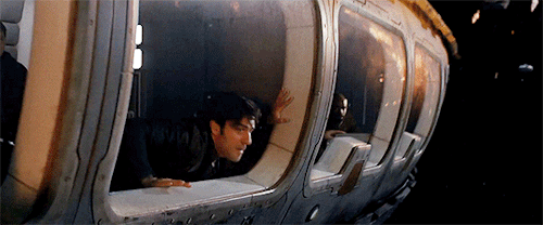 sleepykalena:lmwechirrut:Poe Dameron in Star War: The Last Jedi TrailerLeather Jacket of Moral Ambig