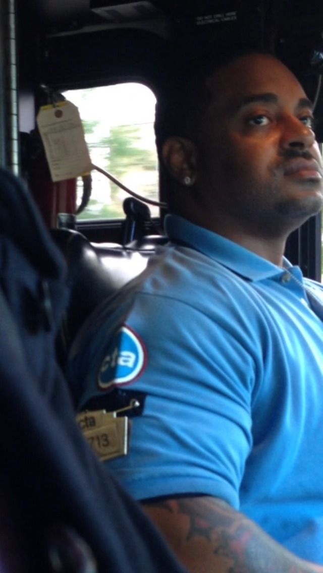 cakemountain:  chocolatetyne:  canigetbhindu:  My bus driver this morning. He was