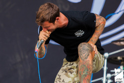 brutalink:  Winston McCall - Parkway Drive
