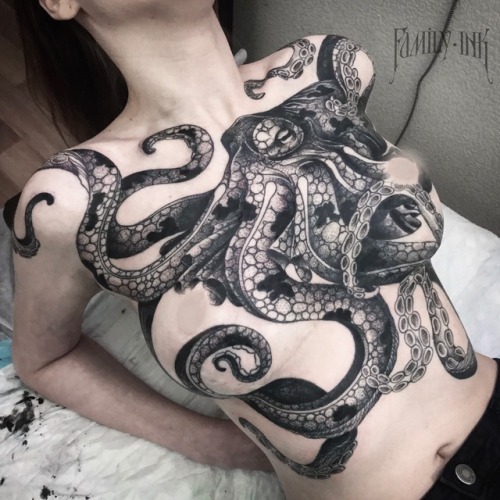 Porn Pics fuckyeahtattoos:  Family Ink Tattoohttp://instagram.com/familyinktattoo