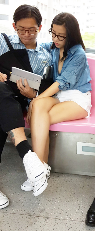 devilngel:  Don’t know they see what until so focused. But I also see her cleavage until very 